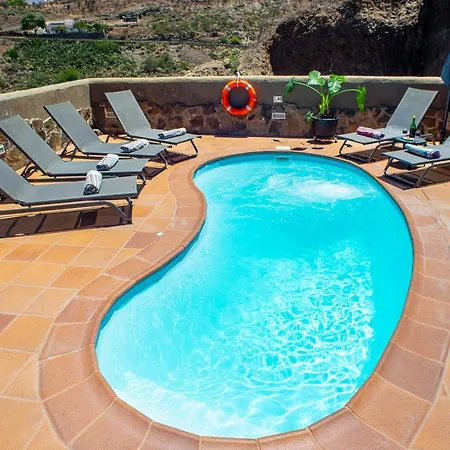 Casa Cueva El Caidero *