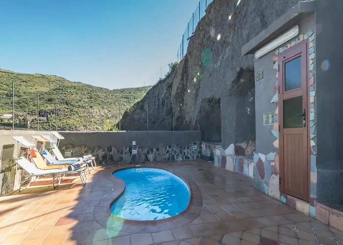 Casa Cueva El Caidero By Artenatur * Artenara